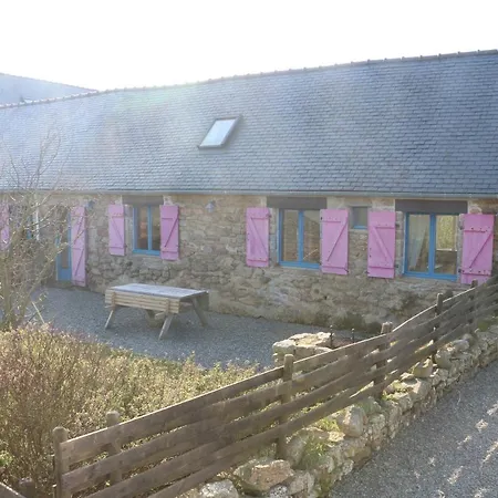 Les Gites Aux Volets Roses Landunvez Exterior photo