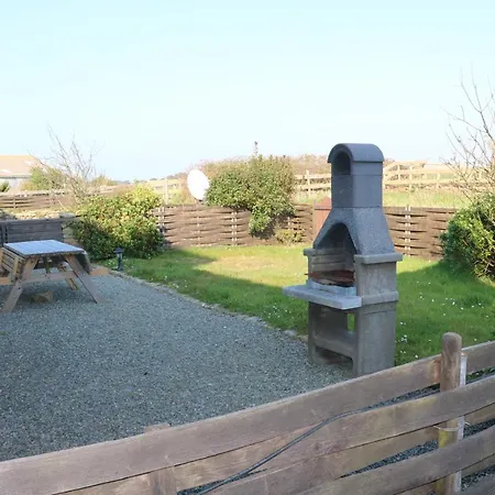 Les Gites Aux Volets Roses Landunvez Exterior photo