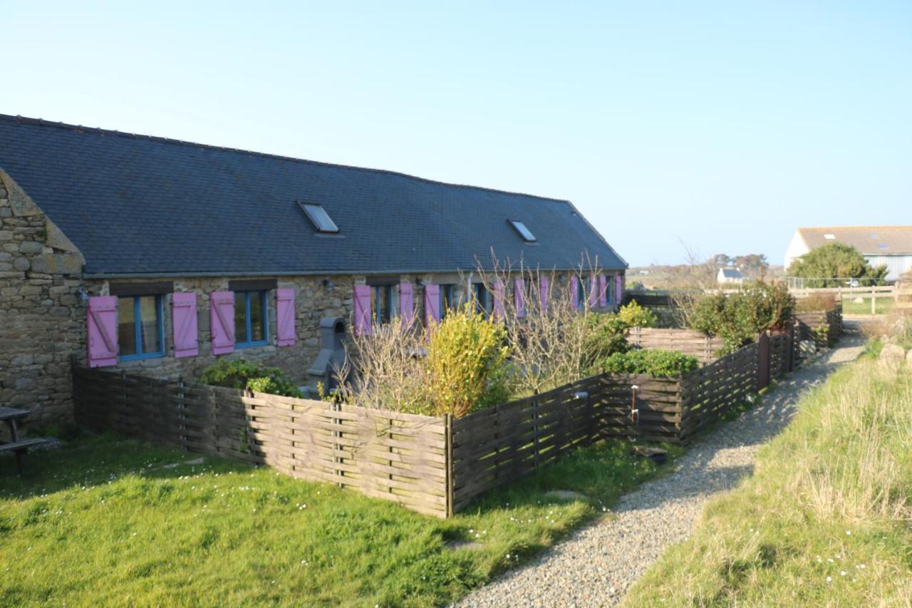 Les Aux Volets Roses Hébergement de vacances Landunvez
