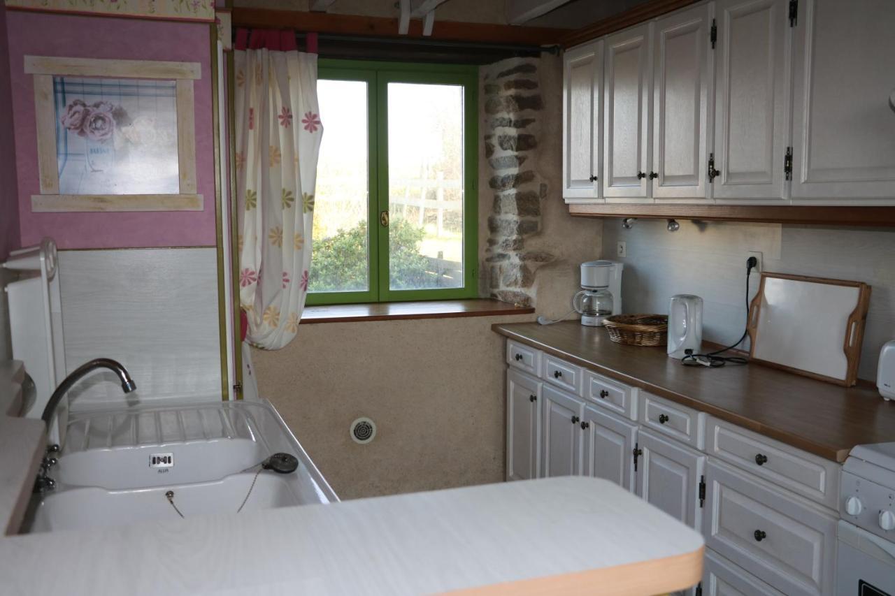 Les Aux Volets Roses Holiday home